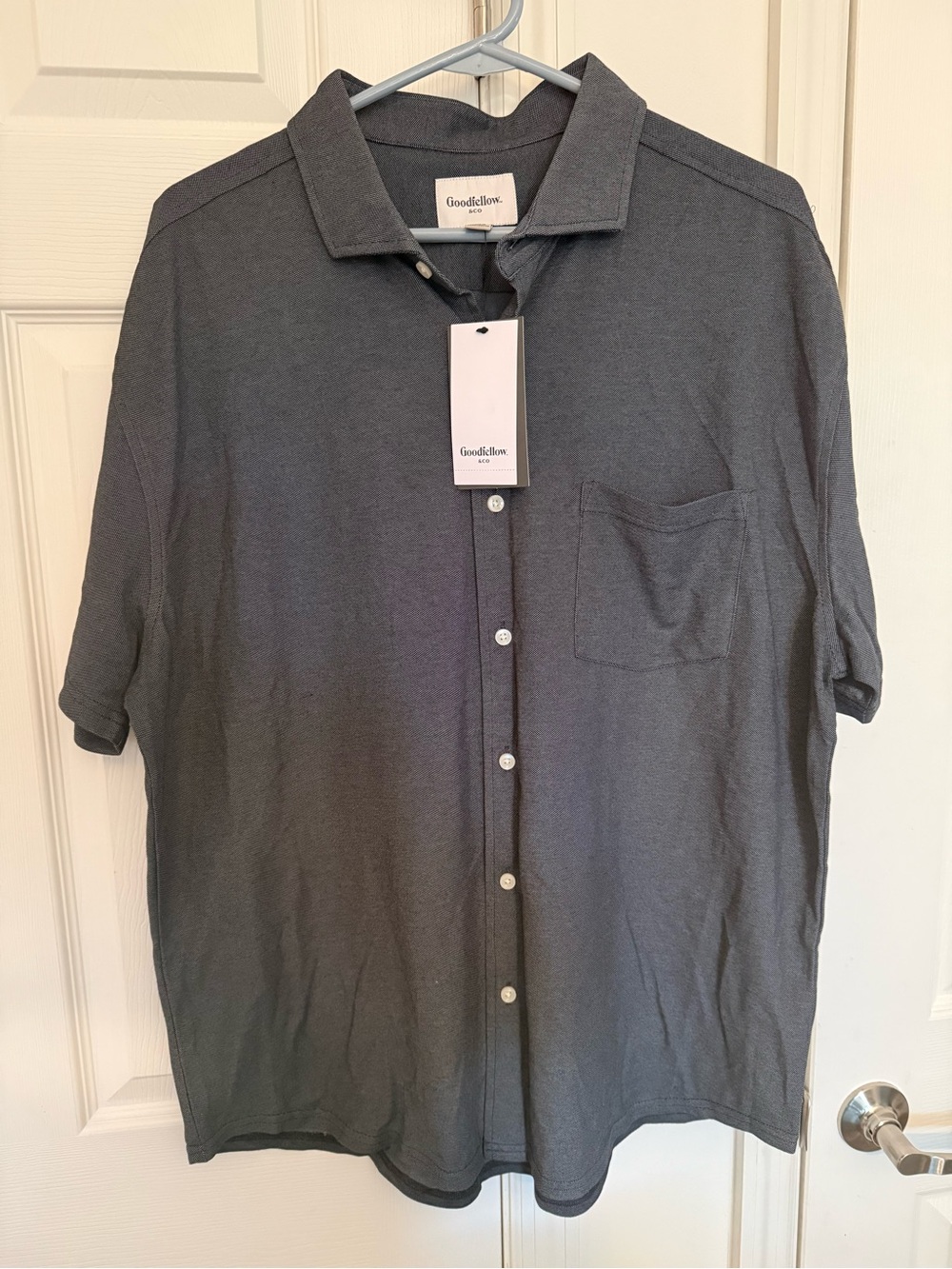 Goodfellow & Co Men's Short Sleeve Button-Down Shirt - Charcoal Gray